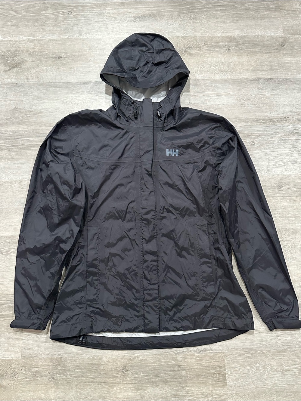 I328 Helly Hansen Hooded Loke Black Waterproof Rain Shell Jacket size S vented